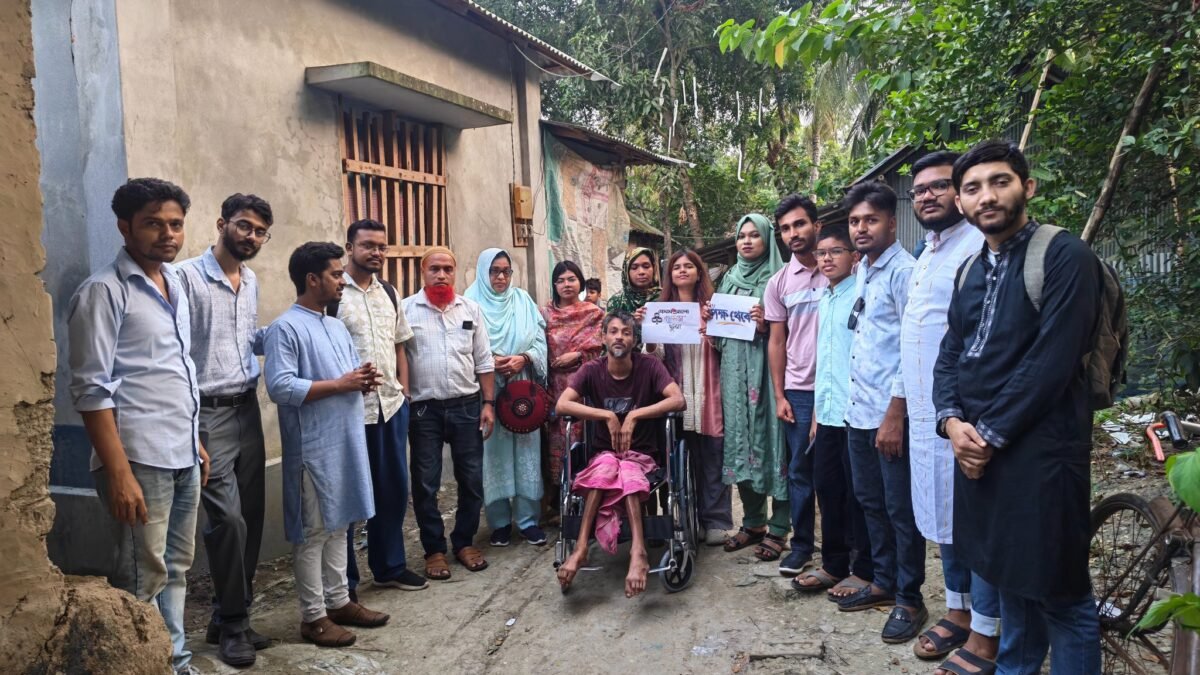 পাঁচ বছর বিছানায় সবুজ, এবার চাকায় ভর করে ঘরের বাইরে