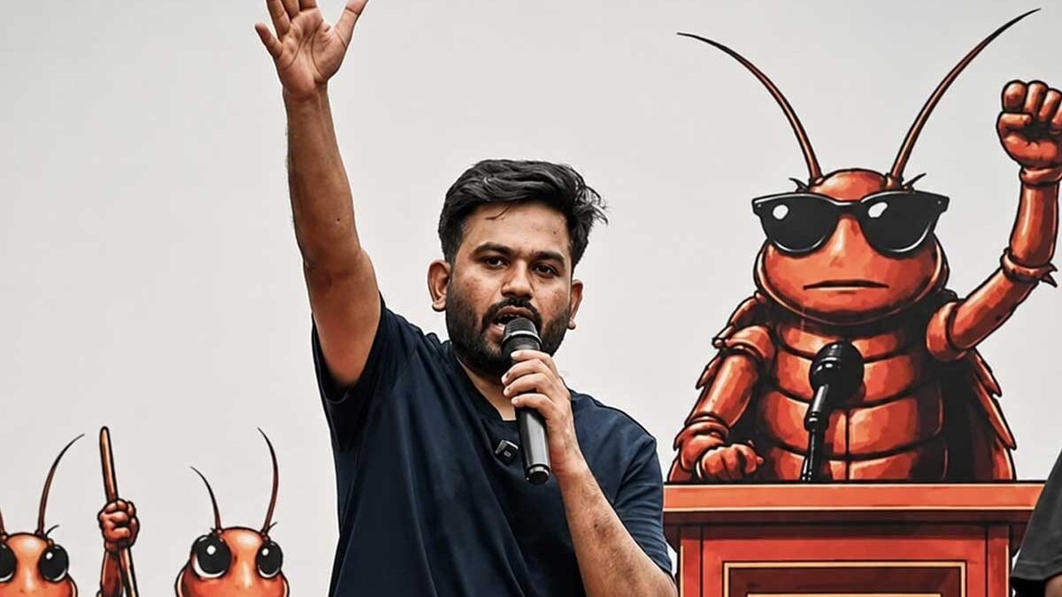 অভিজিৎ দীপকে, প্রতিষ্ঠাতা, ককরোচ জনতা পার্টি